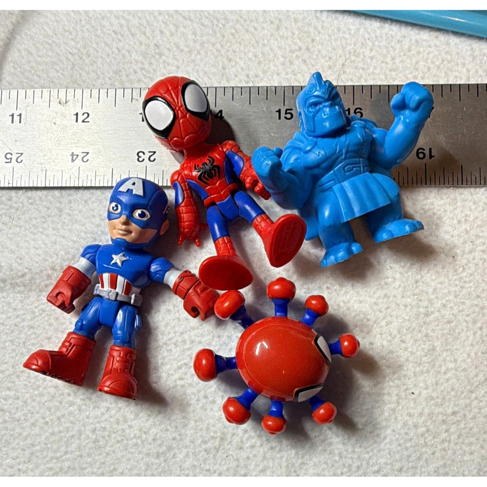 Marvel Mixed Lot Mini Figures Captain America Spider-Man Plastic 4-Pack